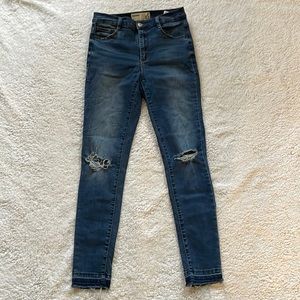 🌸$5 SALE‼️🌸 high waisted skinny jeans